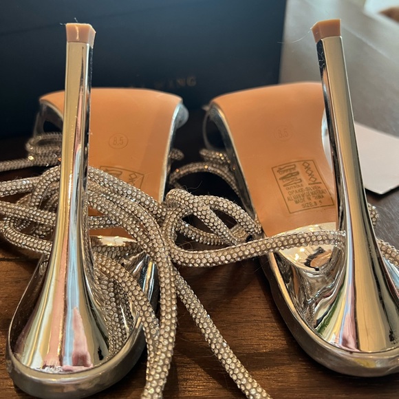 Azalea Wang Drake Stiletto size 8.5 never worn in box - Picture 8 of 10